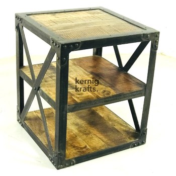ENDT17973 Industrial End table With Aara Finish Mango Wood