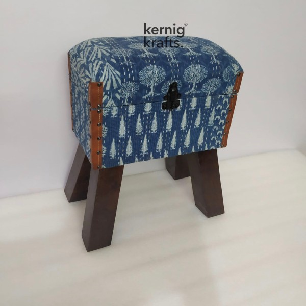 POUF85636 Upholstered Storage Pouffe