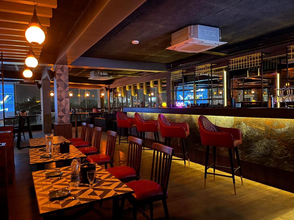 Meticulously crafted, each piece embodies meticulous detail, striking the ideal equilibrium between durability and aesthetics. Seamlessly integrating into your space, our comfortable wooden chairs and tables bring a touch of sophistication and lasting quality to your setting by Kernig Kraft Jodhpur.