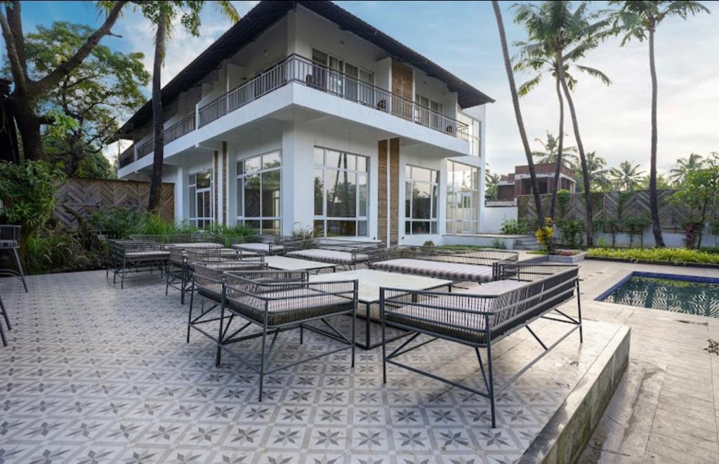 We embark on a journey guided by the aspirations of our patrons at Silver Oak, Uran by Kernig Krafts Jodhpur.