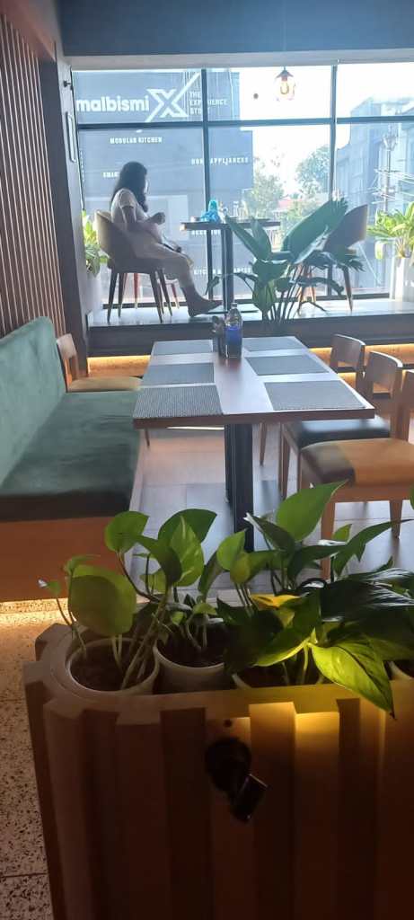 KR BAKES KOCHI BY KERNIG KRAFTS JODHPUR