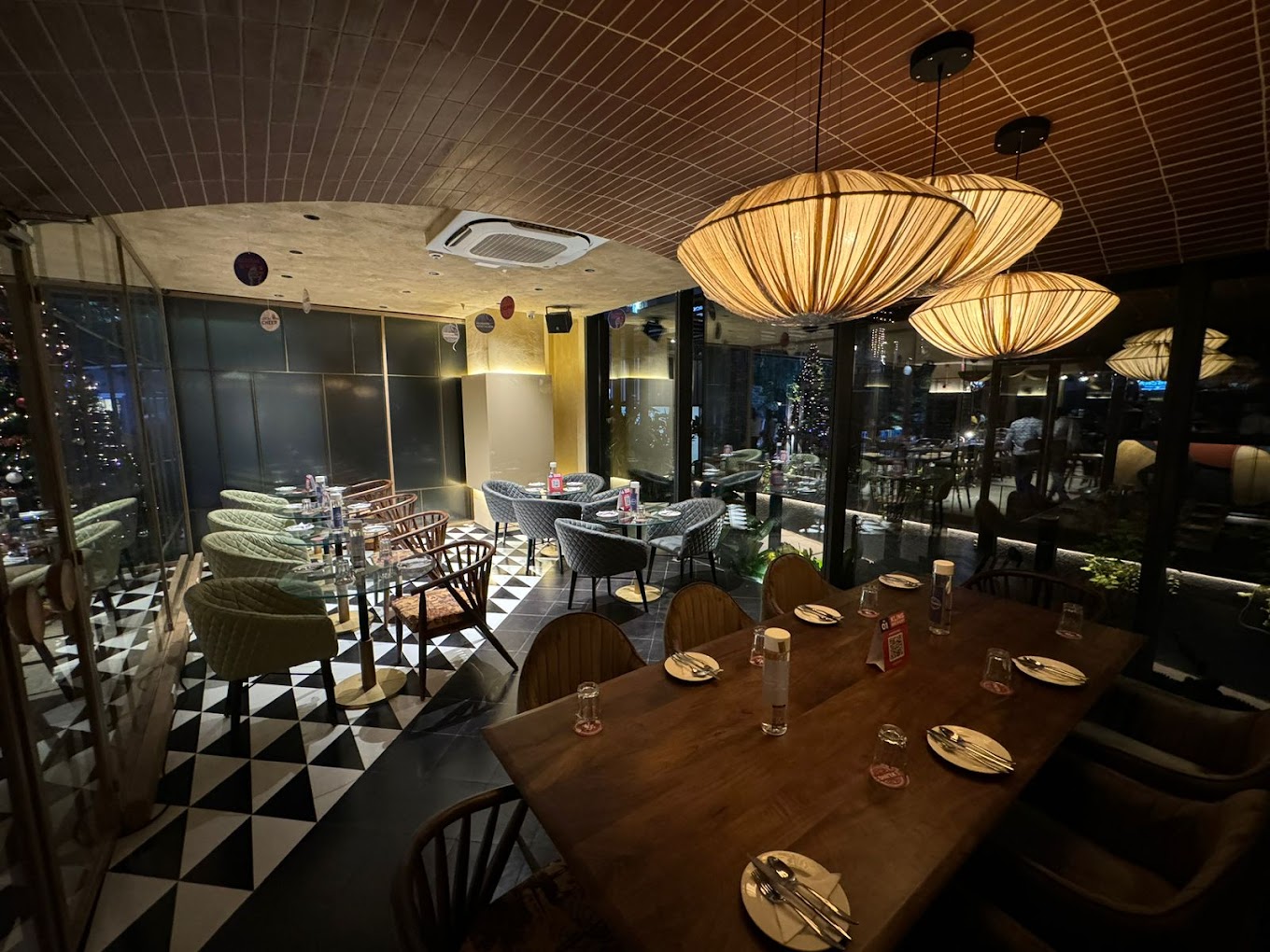 Our thoughtfully crafted pieces, from sofas and chairs to tables and beds, are designed to elevate the ambiance of hotel. Each detail is an ode to durability and aesthetics, ensuring a seamless blend of functionality and style by Kernig Krafts. 