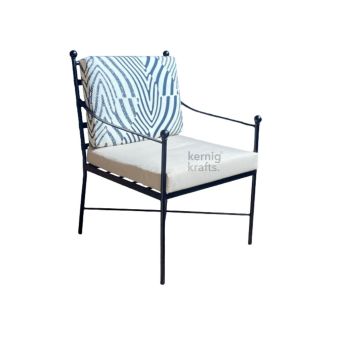 "Iron Outdoor Chair Upholstered – Weather-resistant, durable, and comfortable seating for patios, balconies, and gardens. Stackable and rustproof."