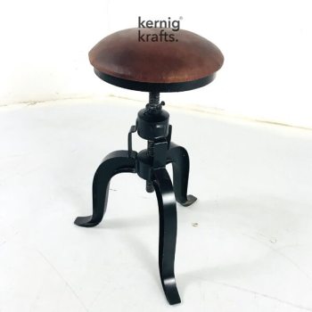 BAR FURNITURE STOOLS