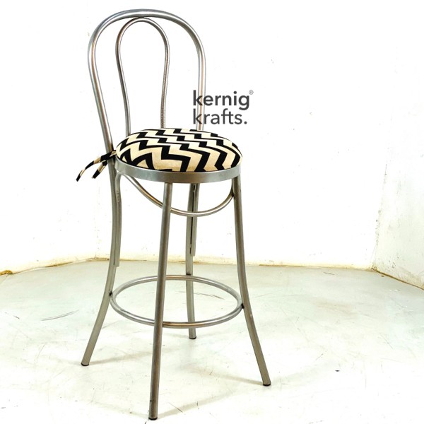 Classic Metal bar chair upholstered 