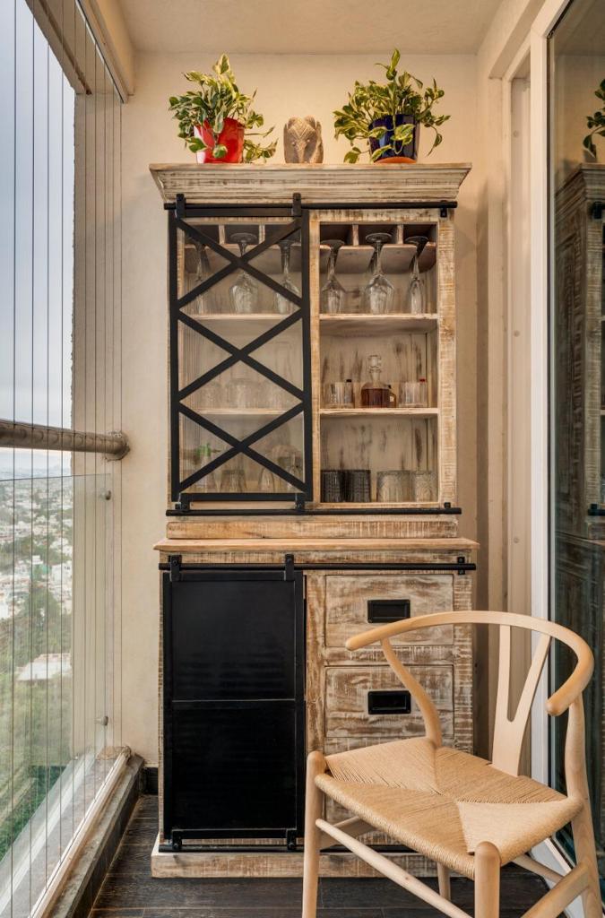 KIRAN RESIDENCE, BENGALURU the residential project done by kernig krafts furniture